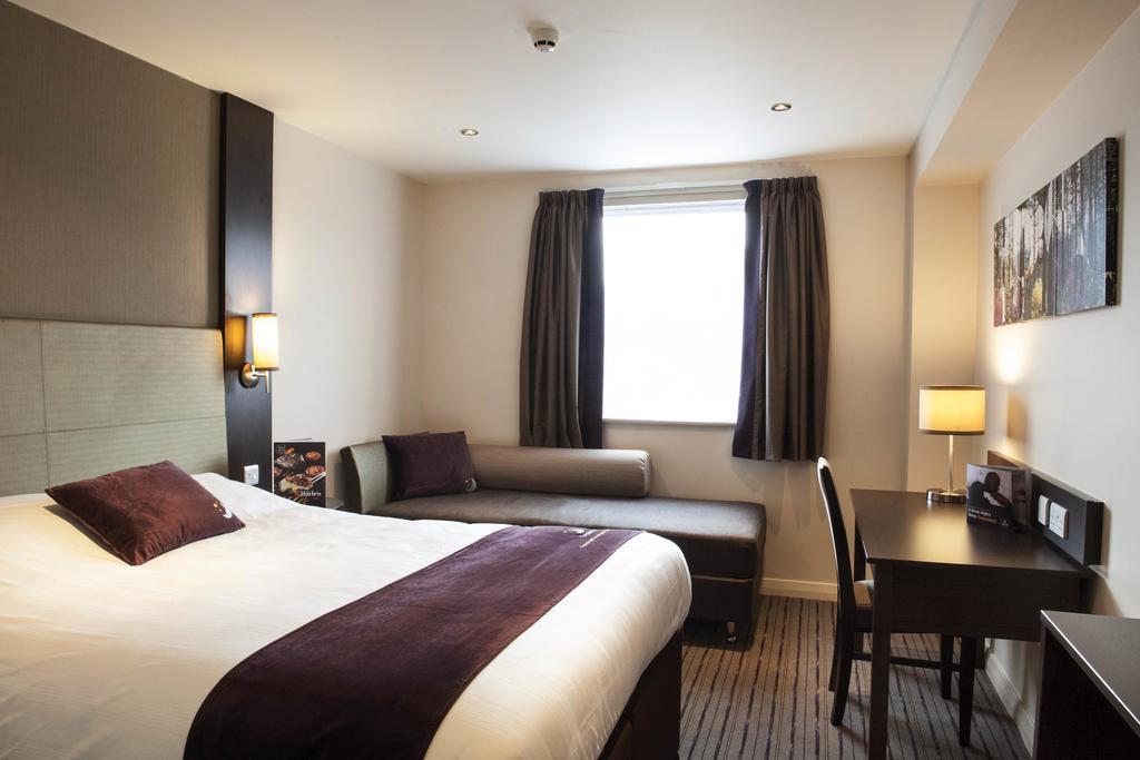 Premier Inn York North المظهر الخارجي الصورة